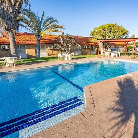 Hospitality Carnarvon, Surestay Collection By Best Western Exterior photo