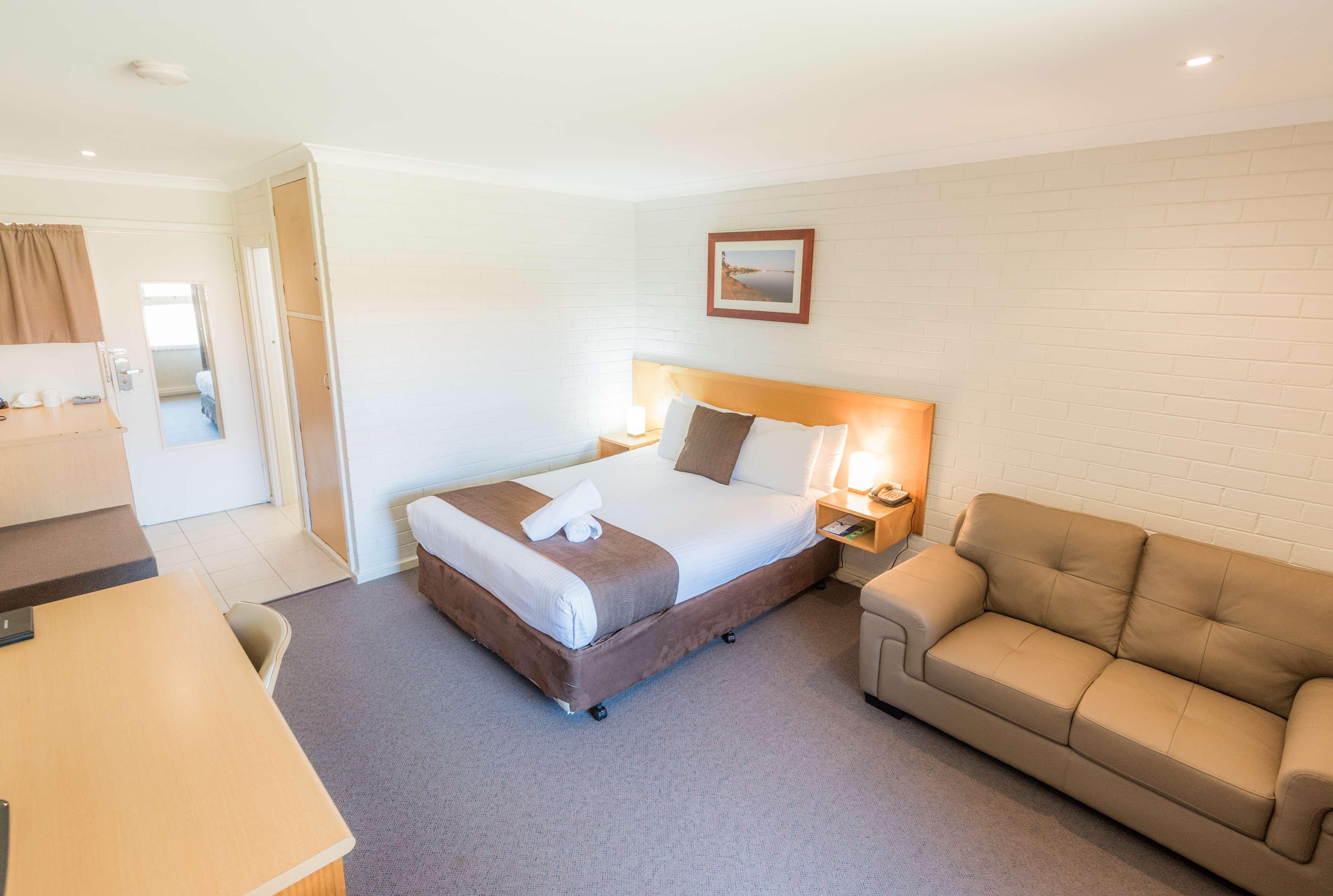Hospitality Carnarvon, Surestay Collection By Best Western Exterior photo