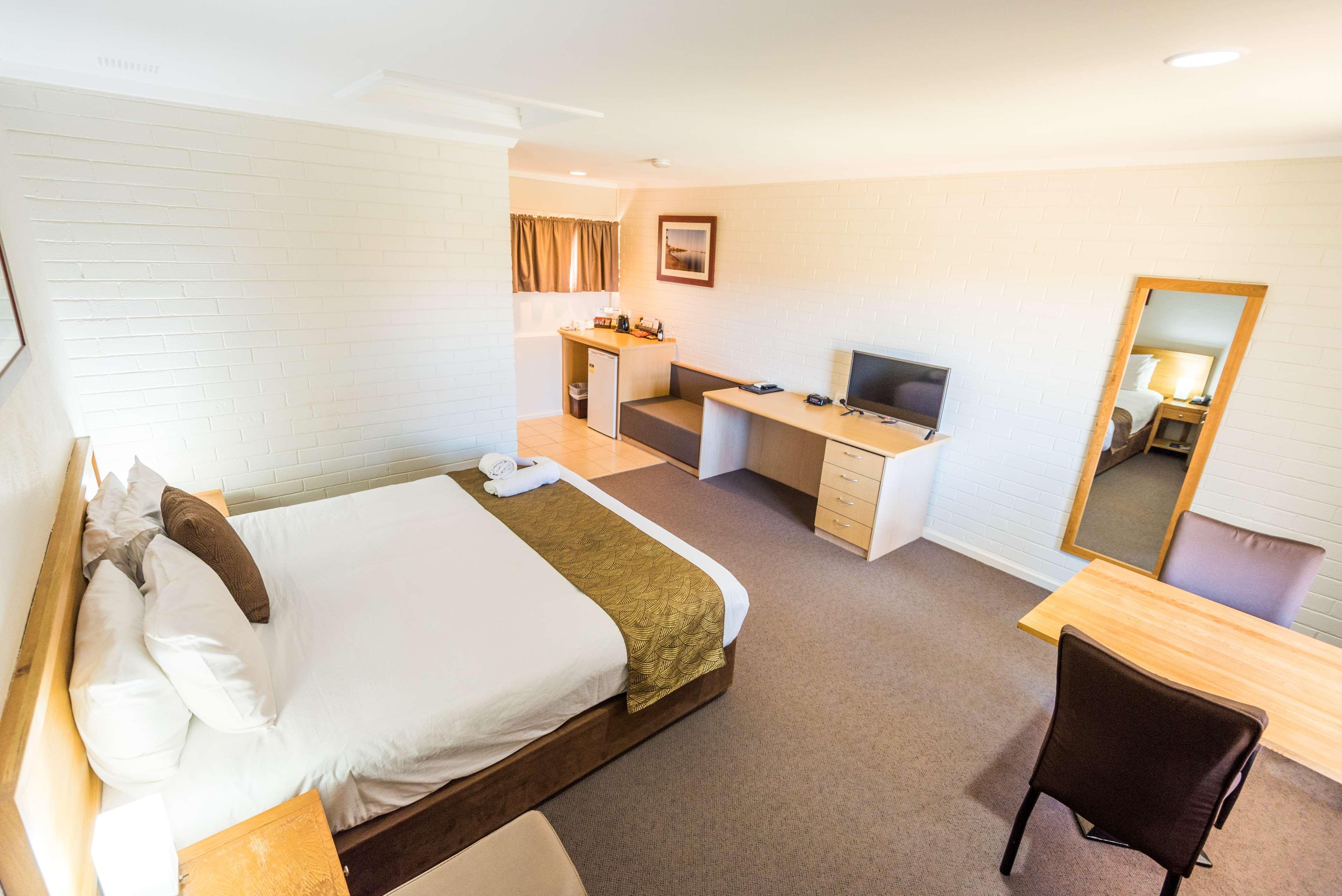 Hospitality Carnarvon, Surestay Collection By Best Western Exterior photo