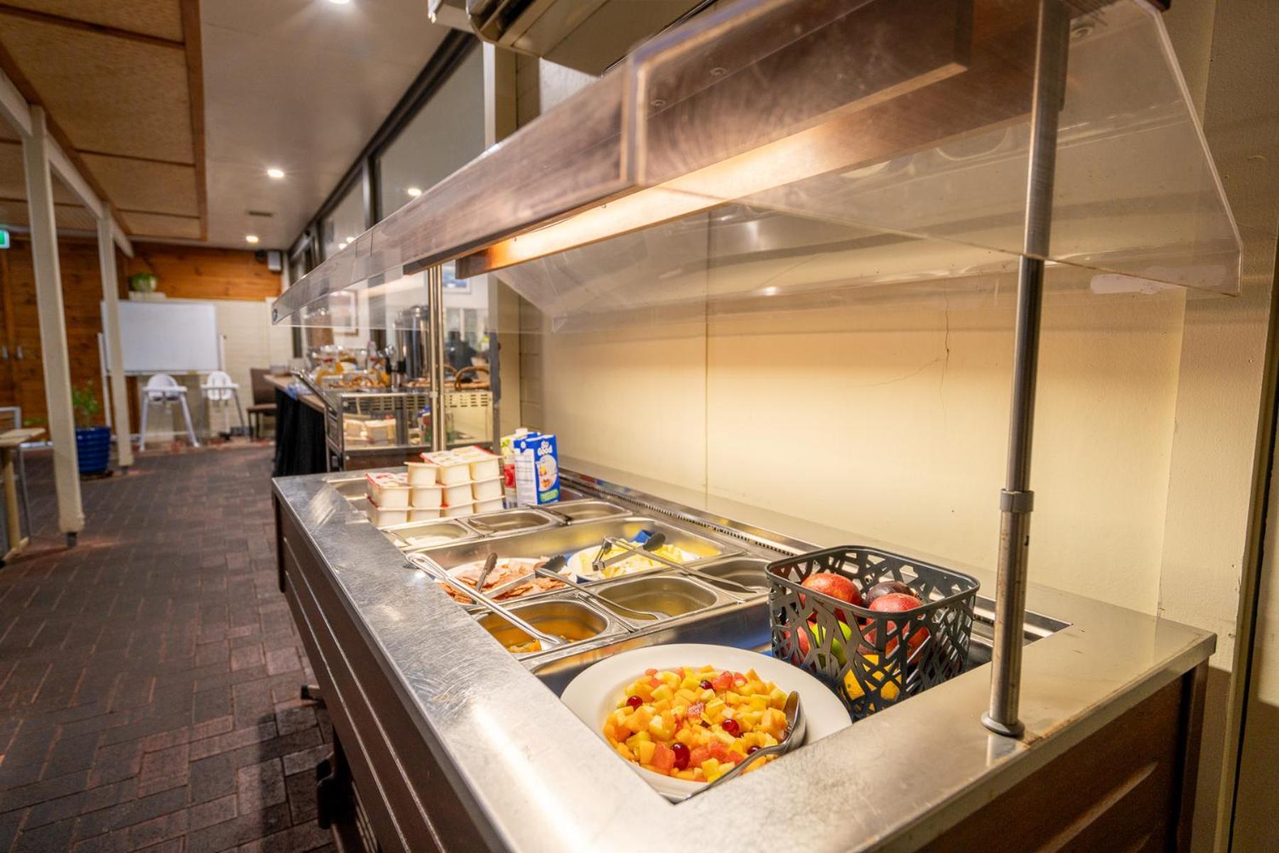 Hospitality Carnarvon, Surestay Collection By Best Western Exterior photo